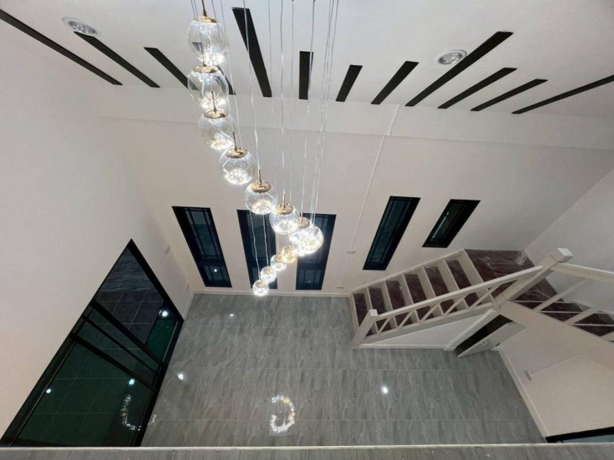 For SaleTownhomePathum Thani,Rangsit, Thammasat : For Sale Townhouse/Townhome  , Baan Wararak Rangsit-Klong 3 , corner unit , newly renovated , Khlong Sam , khlong Luang , Pathum Thani , CX-135906