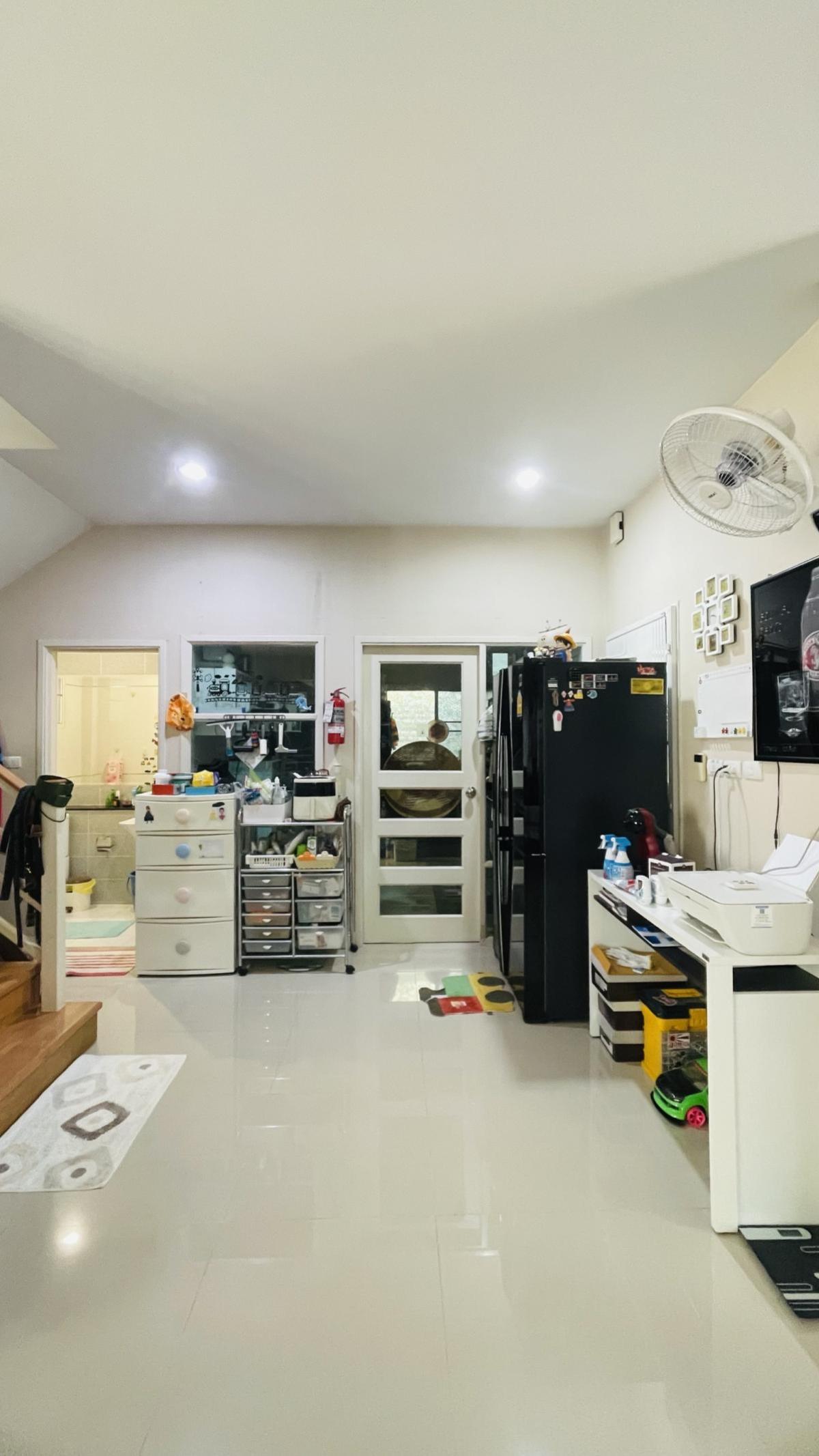 ขายบ้านสมุทรปราการ สำโรง : ขายบ้าน  เลอ นีโอ ศรีนครินทร์ บางเมือง เมืองสมุทรปราการ สมุทรปราการ CX-135747