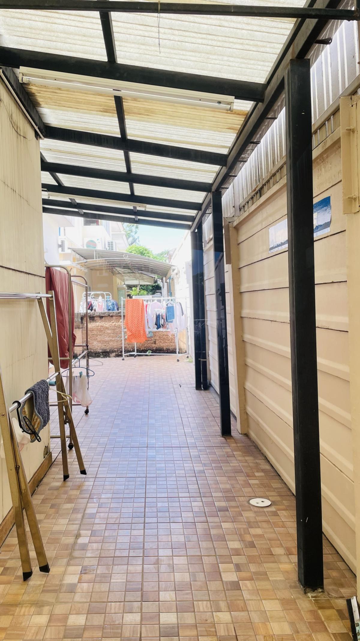 ขายบ้านสมุทรปราการ สำโรง : ขายบ้าน  เลอ นีโอ ศรีนครินทร์ บางเมือง เมืองสมุทรปราการ สมุทรปราการ CX-135747