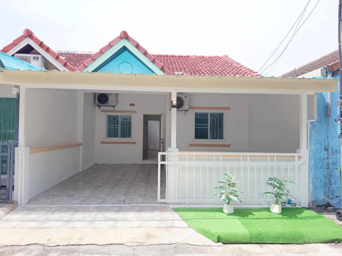 For SaleTownhomeNonthaburi, Bang Yai, Bangbuathong : For Sale Townhouse/Townhome  , Baan Kamol Luck 2 , Sai Noi , Sai Noi , Nonthaburi , CX-135745