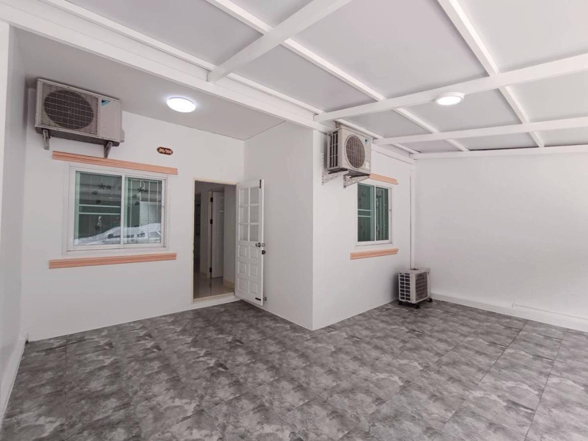 ขายทาวน์โฮมนนทบุรี บางใหญ่ บางบัวทอง : ขายทาวน์เฮ้าส์/ทาวน์โฮม  กมลลักษณ์ 2​ ไทรน้อย ไทรน้อย นนทบุรี CX-135745