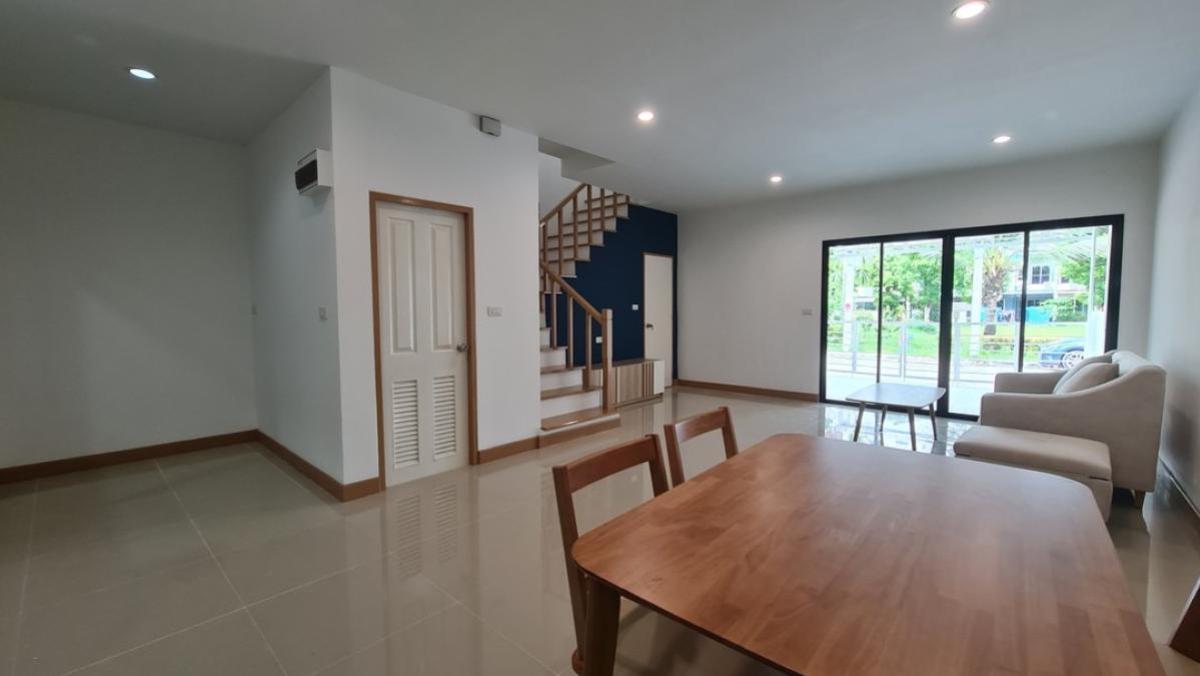 ขายทาวน์โฮมมีนบุรี-ร่มเกล้า : ขายทาวน์เฮ้าส์/ทาวน์โฮม  เมดิโอ้ นิมิตใหม่ รีโนเวทใหม่ ทรายกองดิน เขต คลองสามวา กรุงเทพ CX-135739