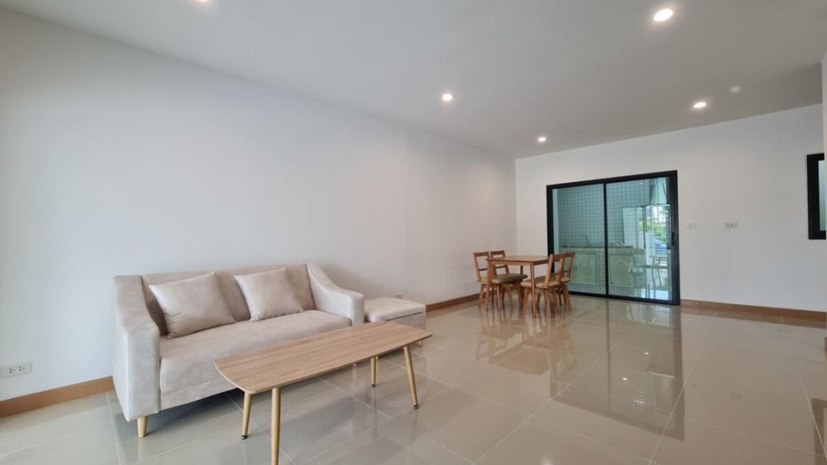 ขายทาวน์โฮมมีนบุรี-ร่มเกล้า : ขายทาวน์เฮ้าส์/ทาวน์โฮม  เมดิโอ้ นิมิตใหม่ รีโนเวทใหม่ ทรายกองดิน เขต คลองสามวา กรุงเทพ CX-135739