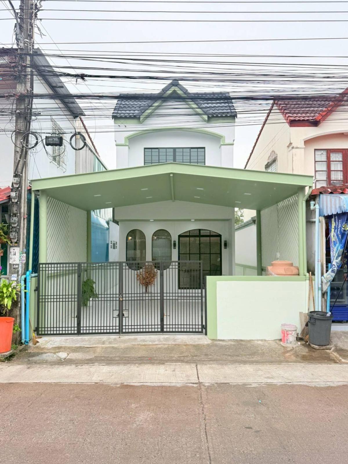 For SaleTownhomeMin Buri, Romklao : For Sale Townhouse/Townhome  , Baan Kittichai Villa 7 , wide frontage , newly renovated , Khu Fang Nuea , Nong Chok , Bangkok , CX-135715