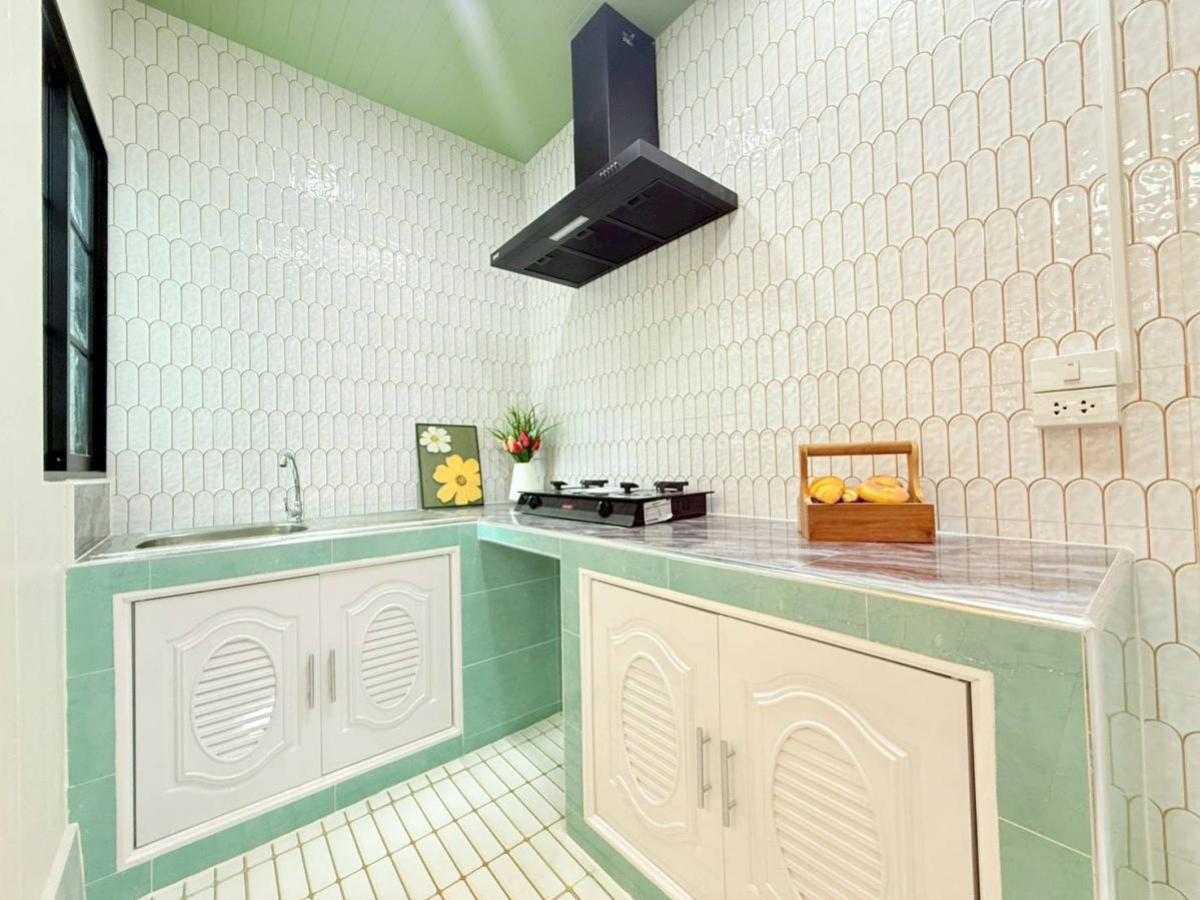 ขายทาวน์โฮมมีนบุรี-ร่มเกล้า : ขายทาวน์เฮ้าส์/ทาวน์โฮม  บ้านกิตติชัยวิลล่า 7 หน้ากว้าง รีโนเวทใหม่ คู้ฝั่งเหนือ เขต หนองจอก กรุงเทพ CX-135715