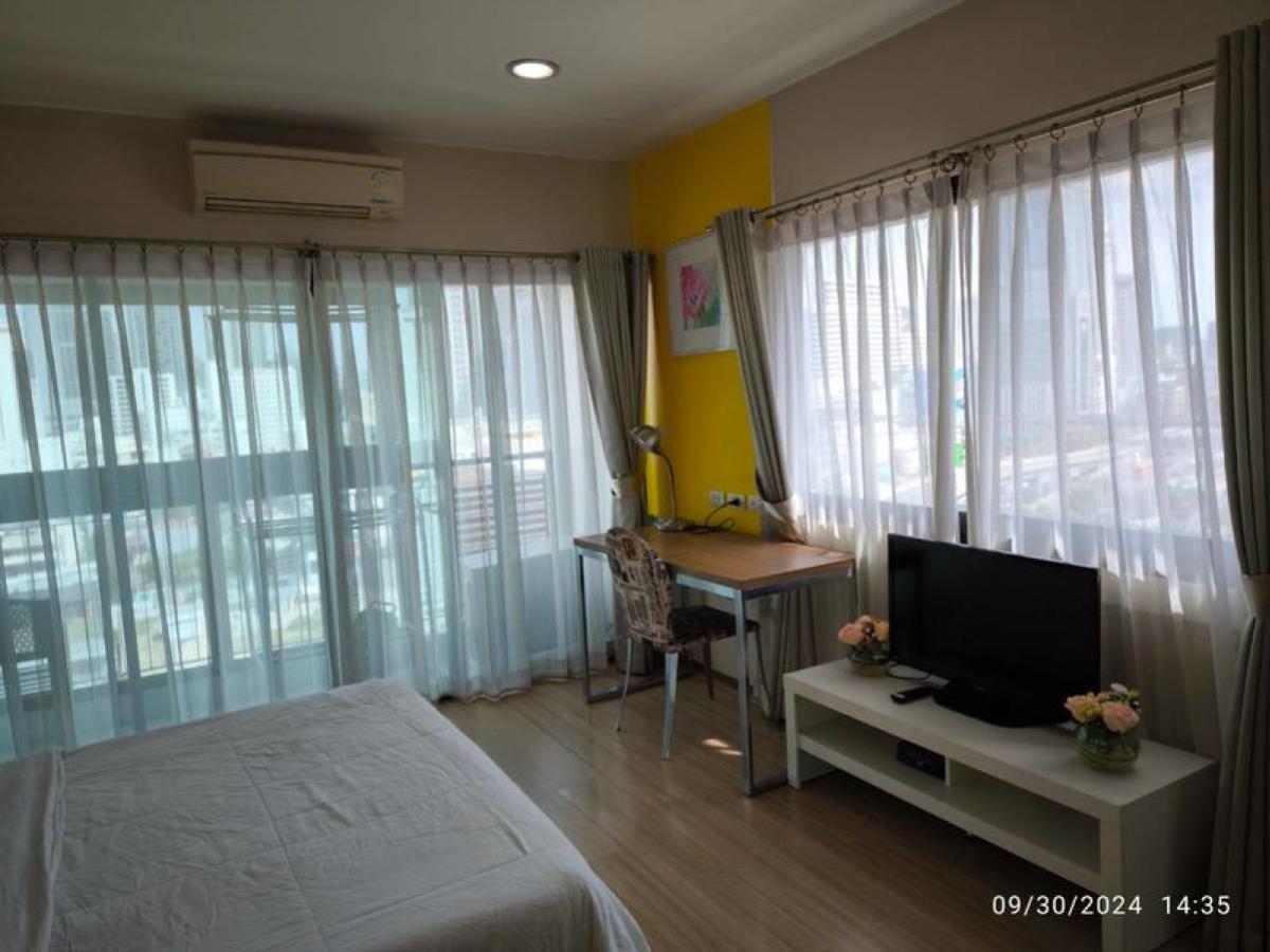 For SaleCondoWitthayu, Chidlom, Langsuan, Ploenchit : For Sale Condo , Renova Residence , BTS-Phloen Chit , Lumpini , Pathum Wan , Bangkok , CX-135694