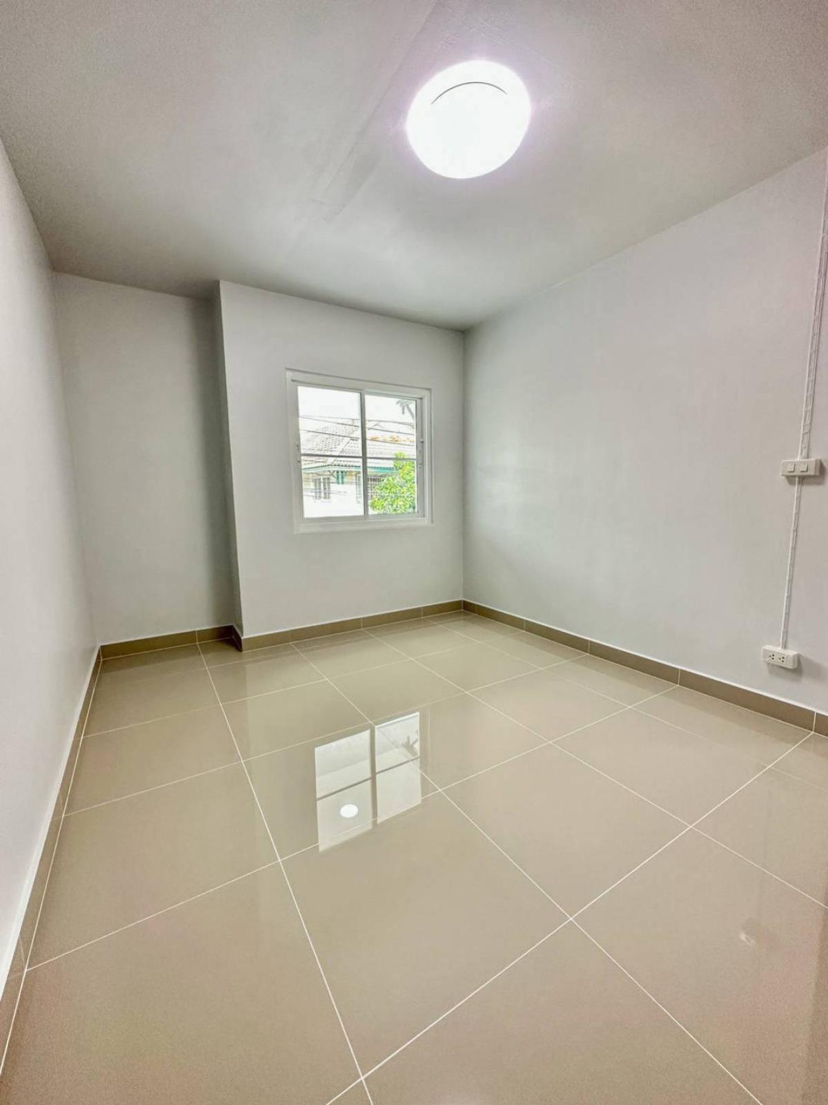 ขายทาวน์โฮมนนทบุรี บางใหญ่ บางบัวทอง : ขายทาวน์เฮ้าส์/ทาวน์โฮม  พฤกษา 18 บางใหญ่ (ซอยเเก้วอินทร์) รีโนเวทใหม่ บางแม่นาง บางใหญ่ นนทบุรี CX-129613