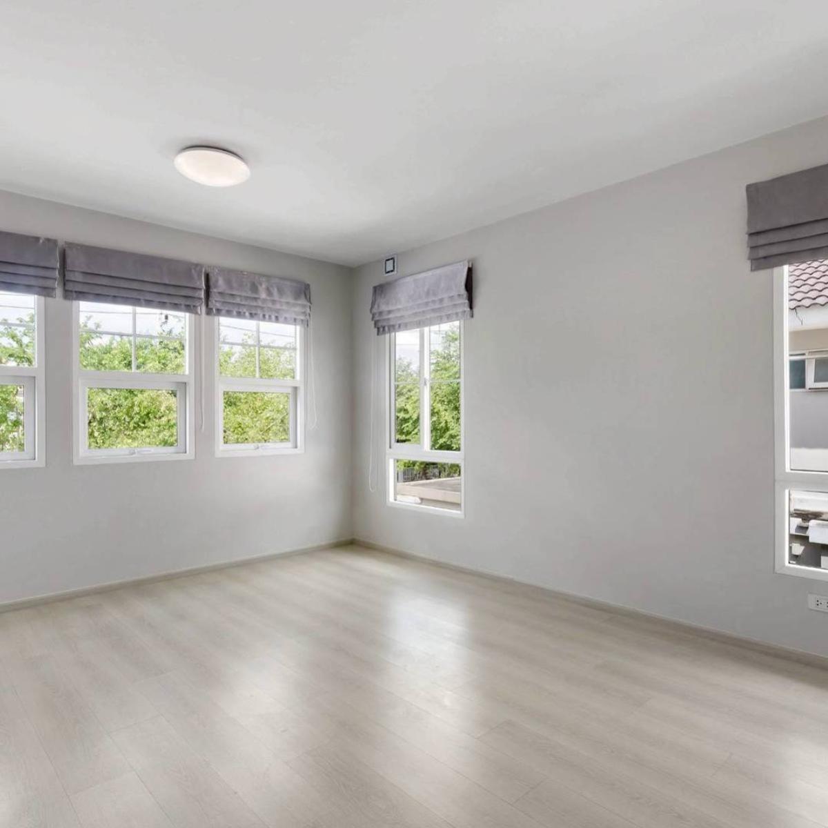 For SaleHousePathum Thani,Rangsit, Thammasat : For Sale House , Villaggio Rangsit - Klong 2 , wide frontage , newly renovated , Khlong Song , khlong Luang , Pathum Thani , CX-135681