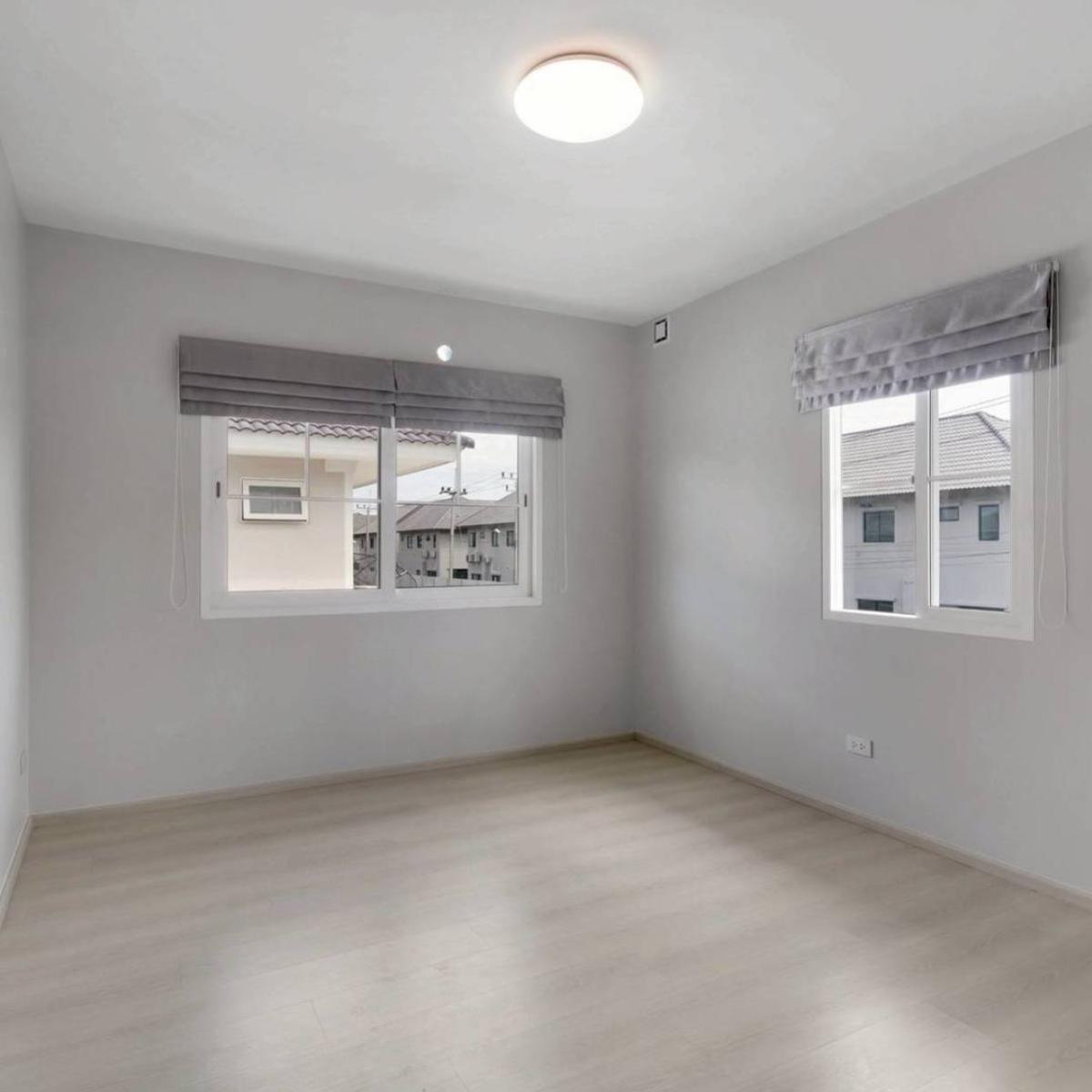 For SaleHousePathum Thani,Rangsit, Thammasat : For Sale House , Villaggio Rangsit - Klong 2 , wide frontage , newly renovated , Khlong Song , khlong Luang , Pathum Thani , CX-135681