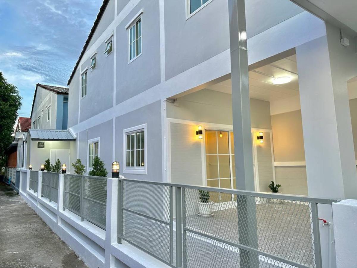 ขายทาวน์โฮมนนทบุรี บางใหญ่ บางบัวทอง : ขายทาวน์เฮ้าส์/ทาวน์โฮม  นันทิชา 3/8 หน้ากว้าง ไทรน้อย ไทรน้อย นนทบุรี CX-124460