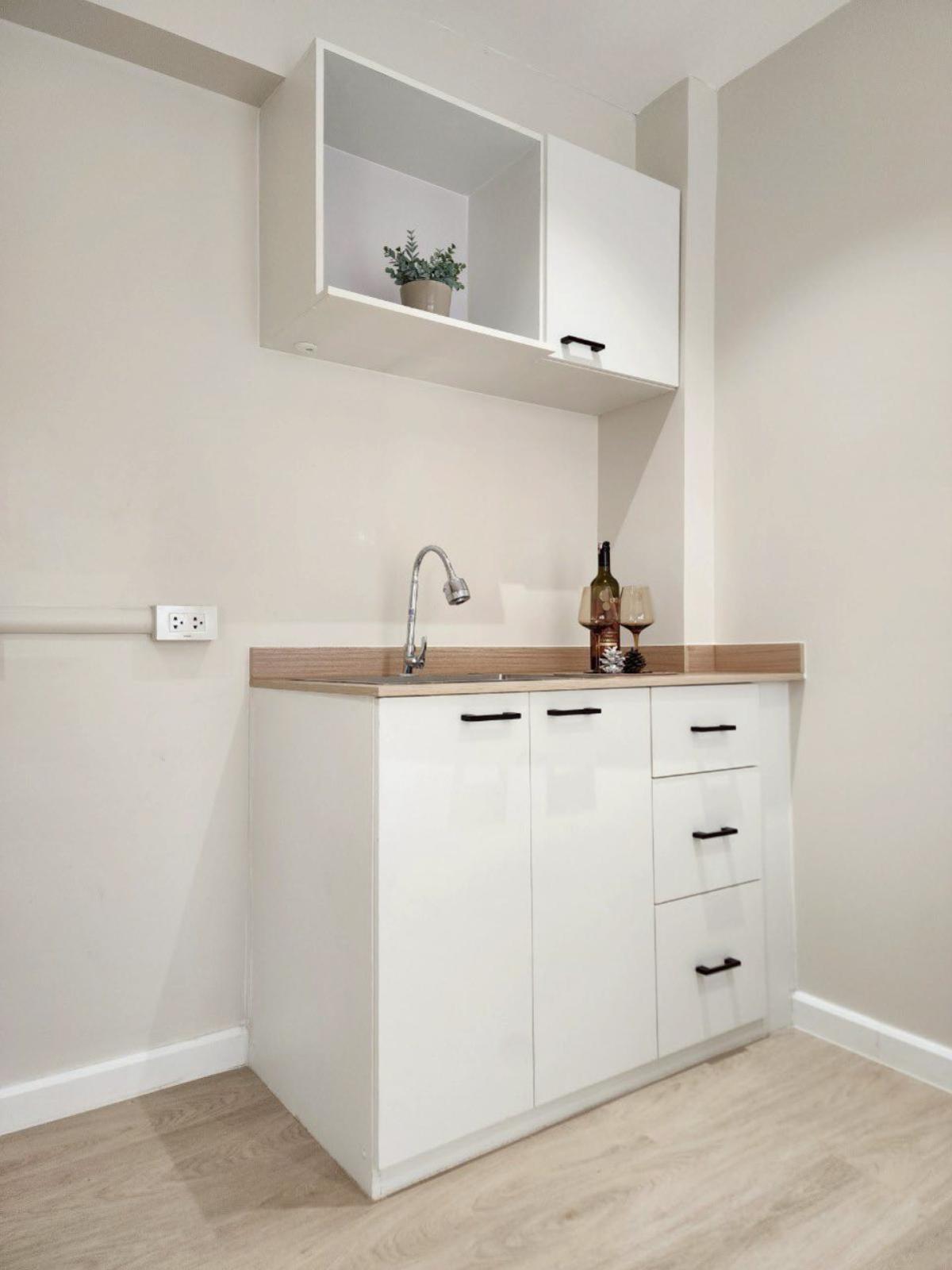 For SaleCondoLadprao, Central Ladprao : For Sale Condo , Century Park Ladprao , MRT-Phahon Yothin , Chomphon , Chatuchak , Bangkok , CX-135508