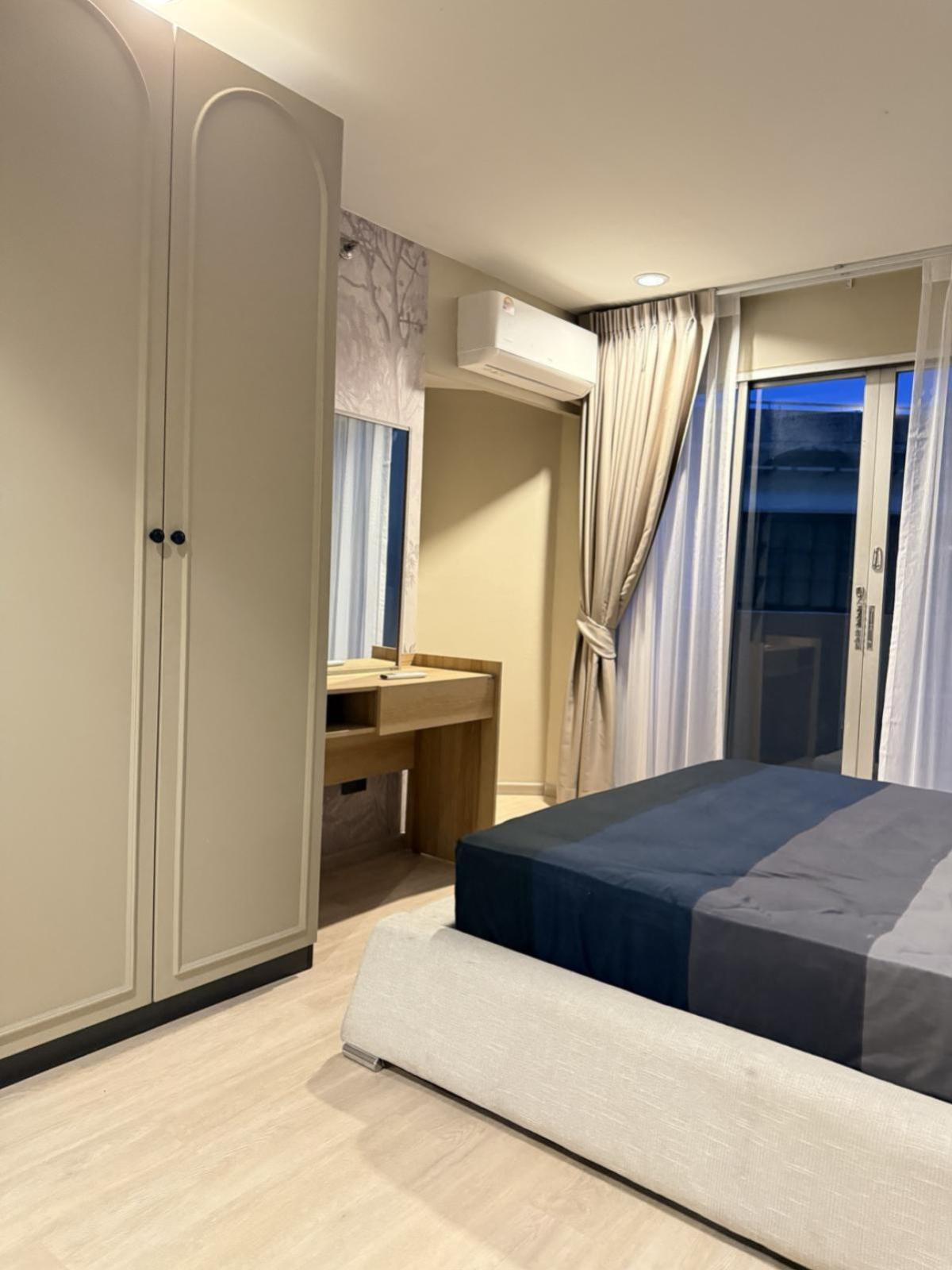 ขายคอนโดวิทยุ ชิดลม หลังสวน : ขายคอนโด  วิทยุ คอมเพล็กซ์ BTS-เพลินจิต มักกะสัน เขต ราชเทวี กรุงเทพ CX-135414