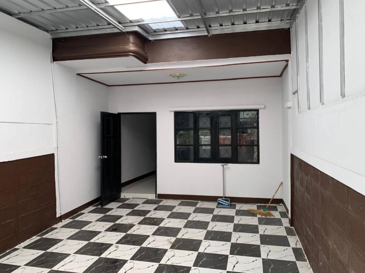 ขายทาวน์โฮมปิ่นเกล้า จรัญสนิทวงศ์ : ขายทาวน์เฮ้าส์/ทาว์โฮม ซอยจรัญสนิทวงศ์ 31 บางขุนศรี เขต บางกอกน้อย กรุงเทพ CX-135450