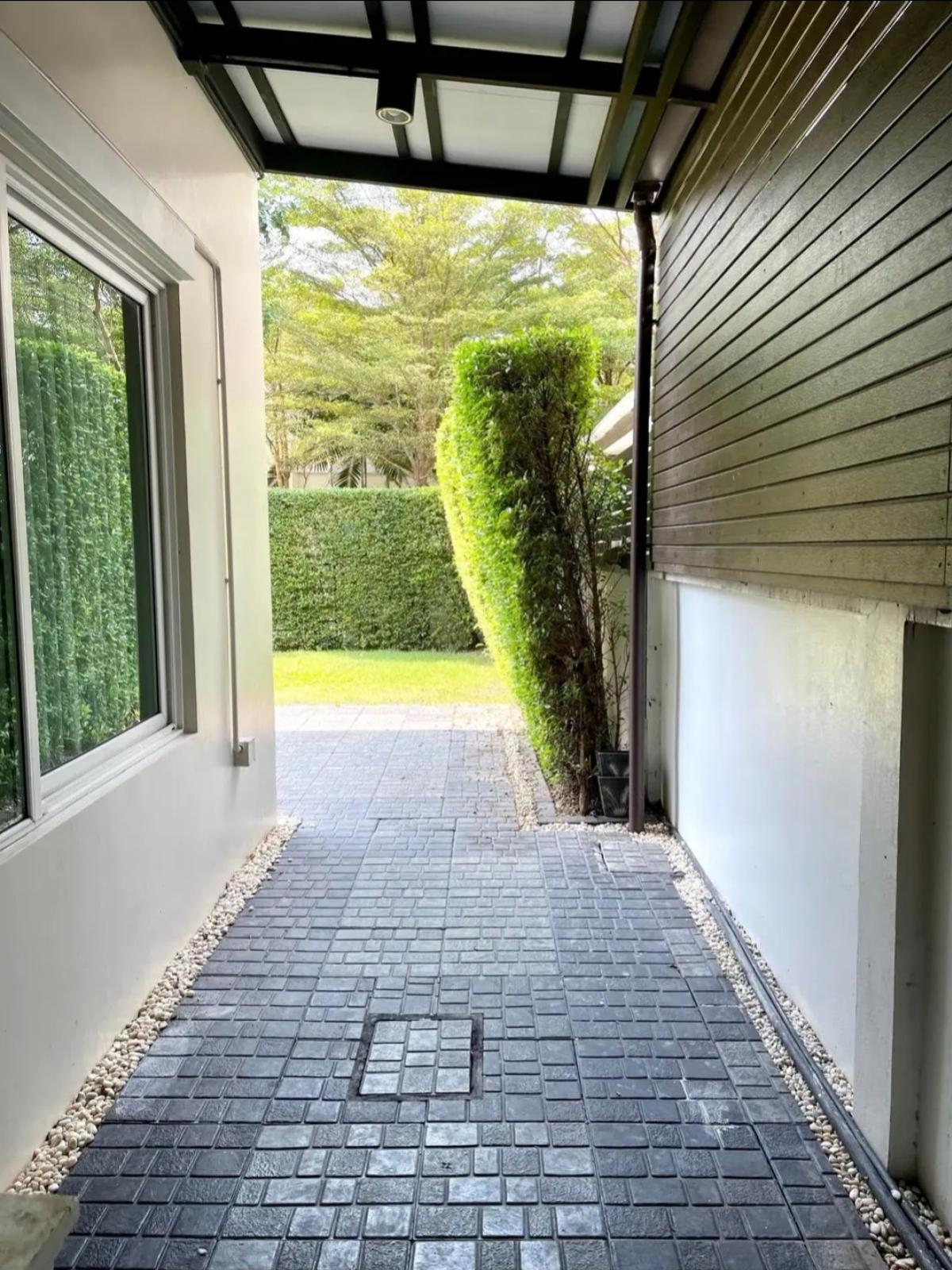 For SaleHouseLadkrabang, Suwannaphum Airport : For Sale House , The Centro On Nut-Wongwaen , wide frontage , Lat Krabang , Lat Krabang , Bangkok , CX-135532