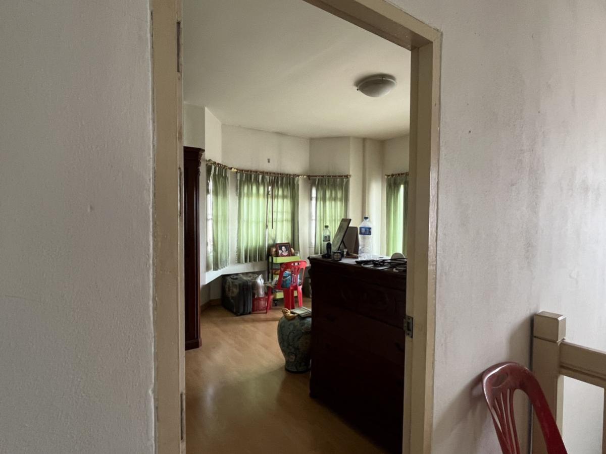 For SaleHousePhutthamonthon, Salaya : For Sale House , Bhudhani Village , corner unit , Bang Krathuek , Sam Phran , Nakhon Pathom , CX-135524