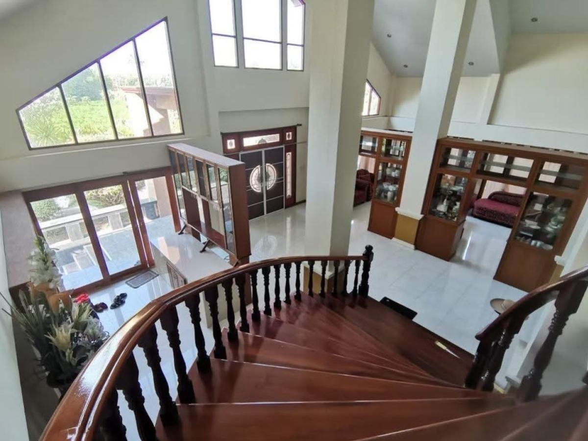 For SaleHousePhutthamonthon, Salaya : For Sale House in Muang Nakhonpathom CX-135299