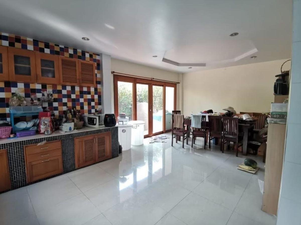 For SaleHousePhutthamonthon, Salaya : For Sale House in Muang Nakhonpathom CX-135299