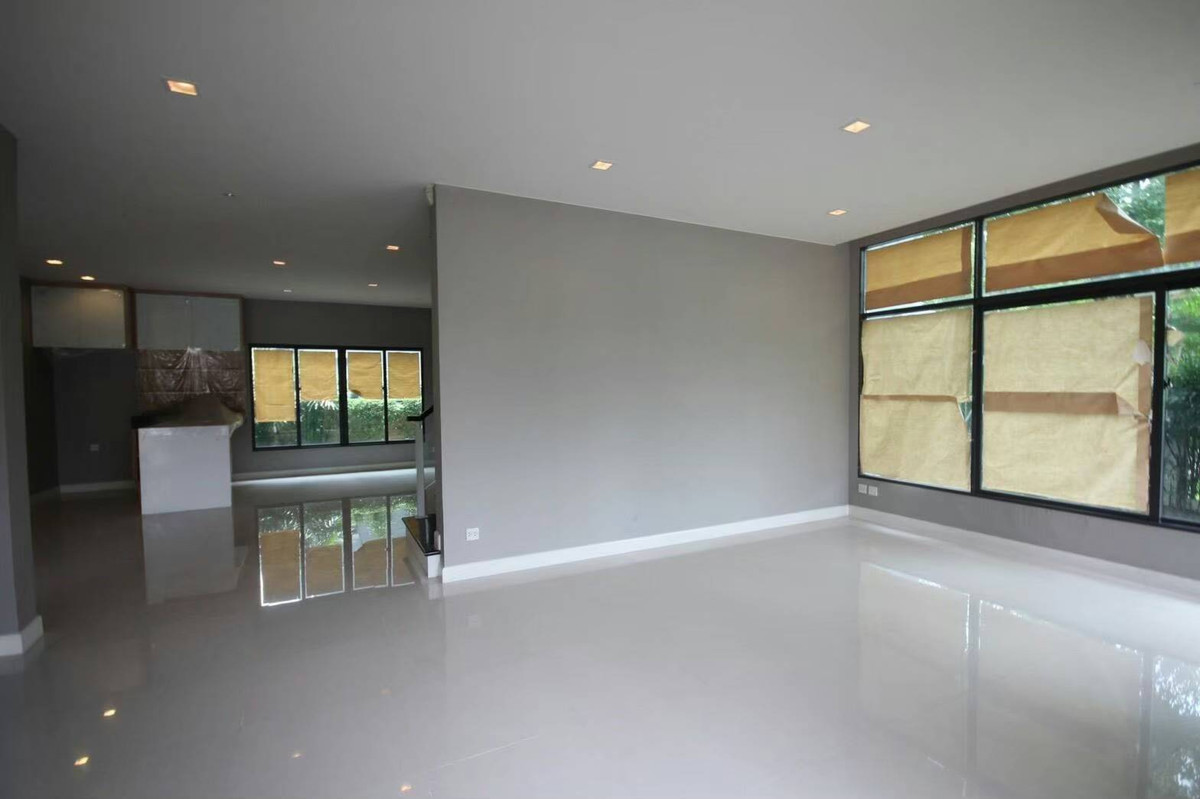 ขายบ้านพัฒนาการ ศรีนครินทร์ : เศรษฐสิริ ศรีนครินทร์ – พระราม 9 / 5 ห้องนอน (ขาย), Setthasiri Srinakarindra - Rama 9 / 5 Bedrooms (FOR SALE) BZD037