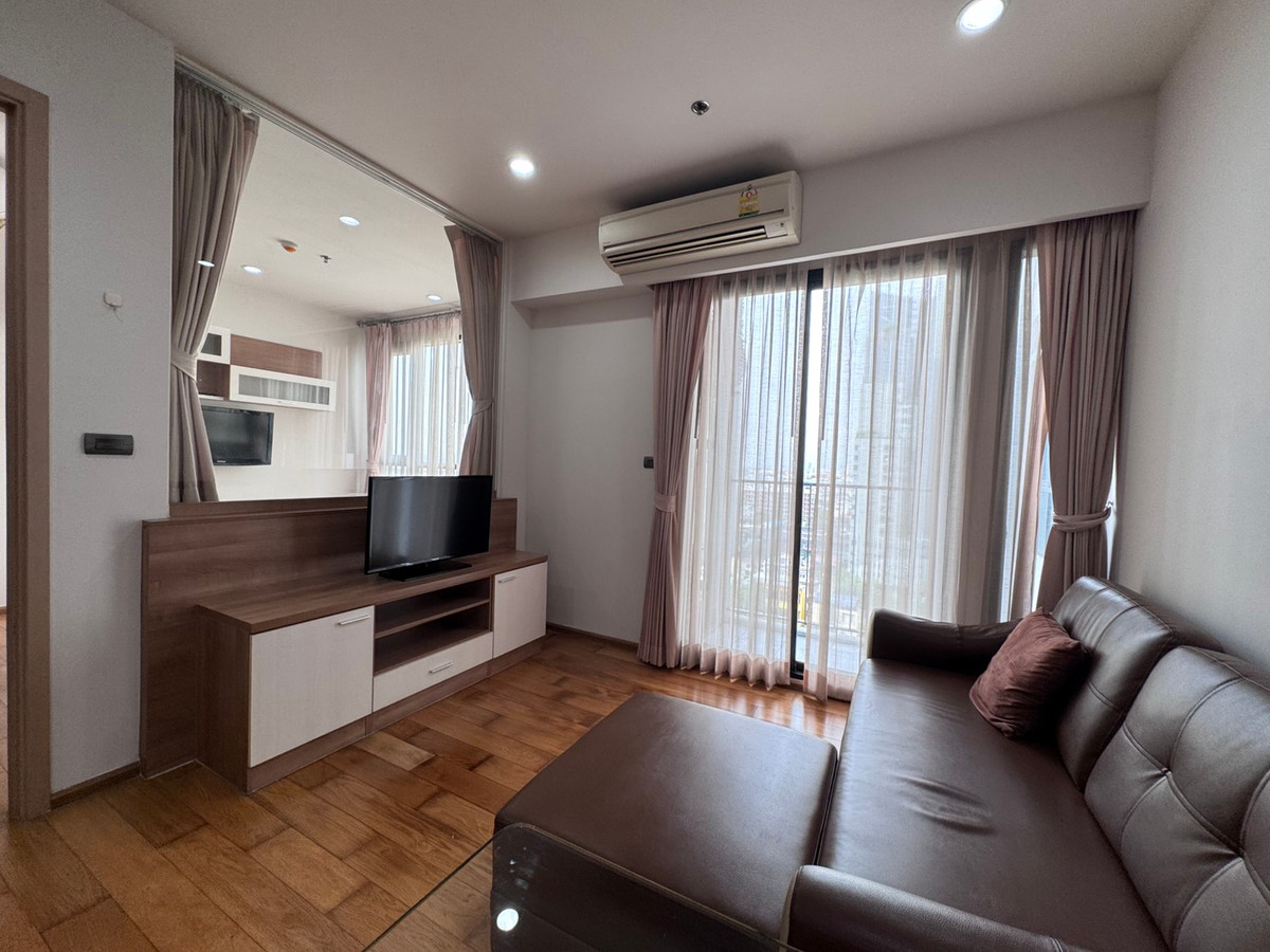 For RentCondoWongwianyai, Charoennakor : Fuse Sathorn Taksin, next to BTS Wongwian Yai, 1 bedroom, available for rent, 13,000/month, beautiful room, ready to move in!