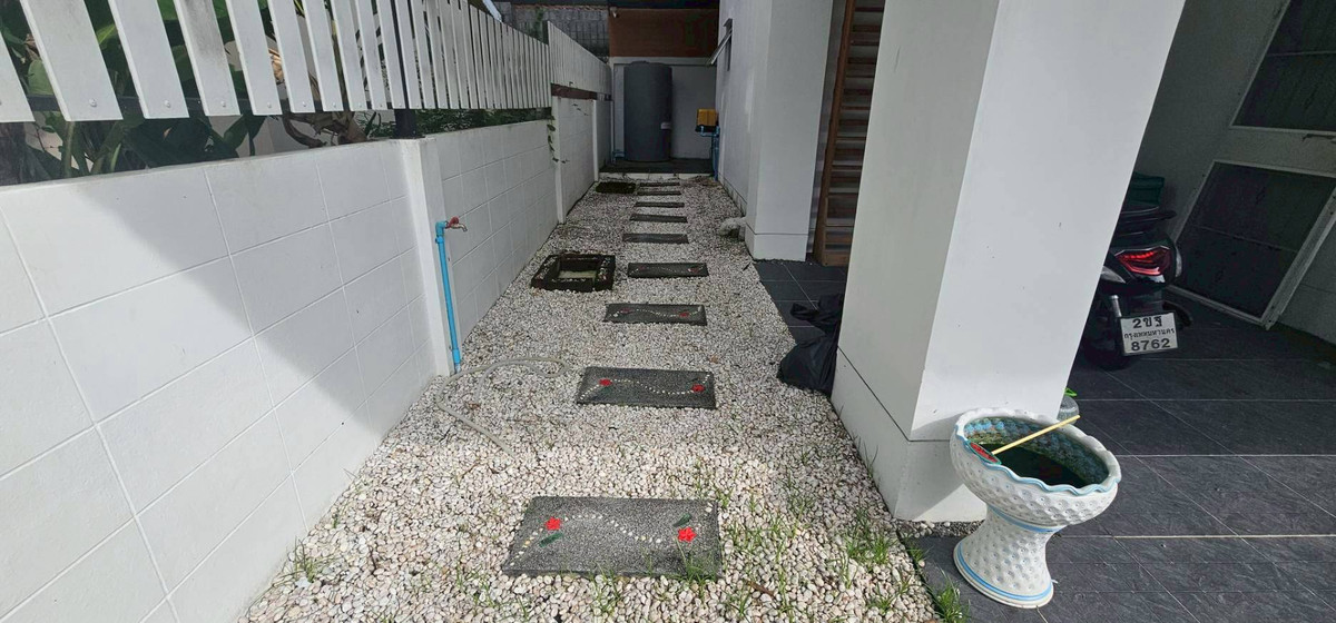 ให้เช่าบ้านนวมินทร์ รามอินทรา : R2767 ให้เช่าบ้านหลังมุม บ้านพร้อมพัฒน์ กรีนโนวา รามอินทรา (ว่างค่ะ) พื้นที่กว้าง