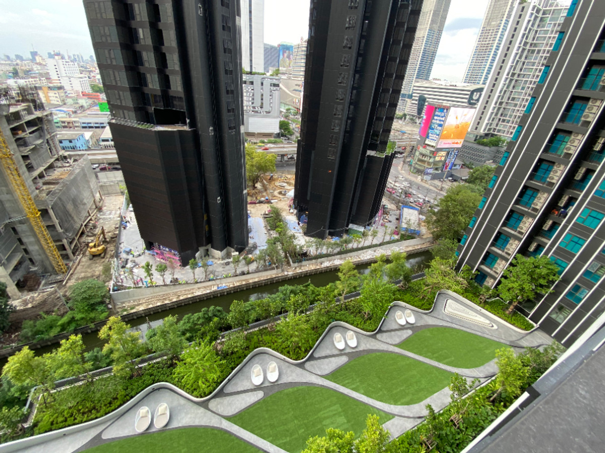 ขายคอนโดพระราม 9 เพชรบุรีตัดใหม่ RCA : Life Asoke - Rama 9 / 1 Bedroom (FOR SALE), ไลฟ์ อโศก - พระราม 9 / 1 ห้องน้ำ (ขาย) TARN205 