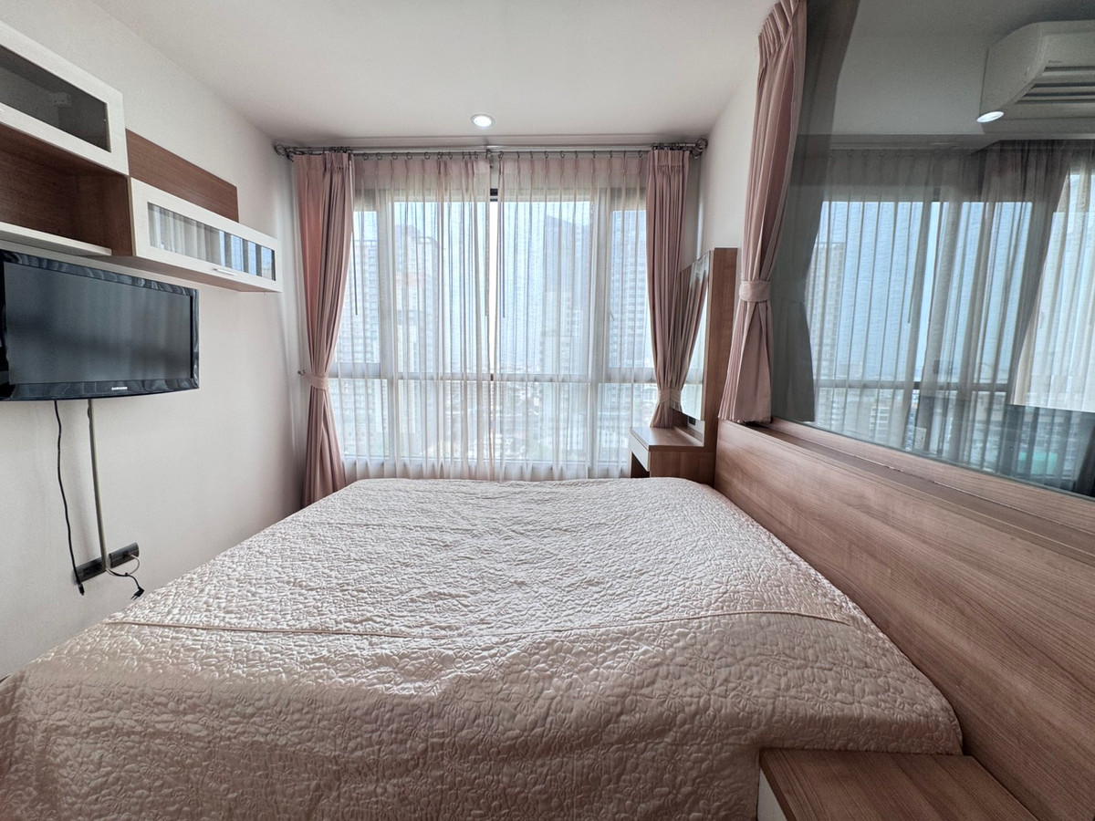 For RentCondoWongwianyai, Charoennakor : Fuse Sathorn Taksin, next to BTS Wongwian Yai, 1 bedroom, available for rent, 13,000/month, beautiful room, ready to move in!