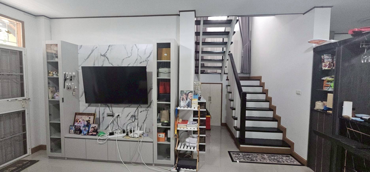 ให้เช่าบ้านนวมินทร์ รามอินทรา : R2767 ให้เช่าบ้านหลังมุม บ้านพร้อมพัฒน์ กรีนโนวา รามอินทรา (ว่างค่ะ) พื้นที่กว้าง