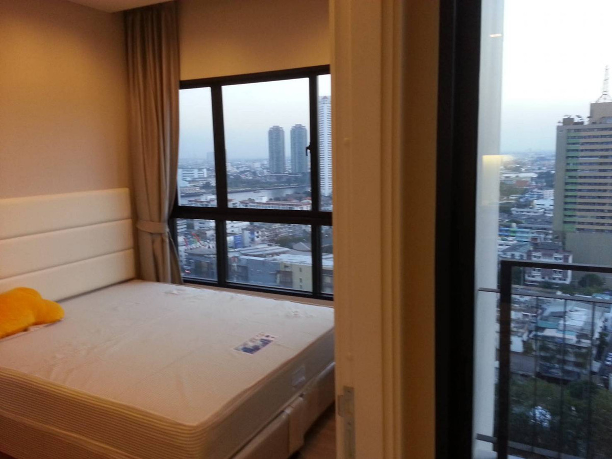 For RentCondoWongwianyai, Charoennakor : (for rent) Urbano Absolute Sathorn-Taksin near BTS Krung Thonburi.