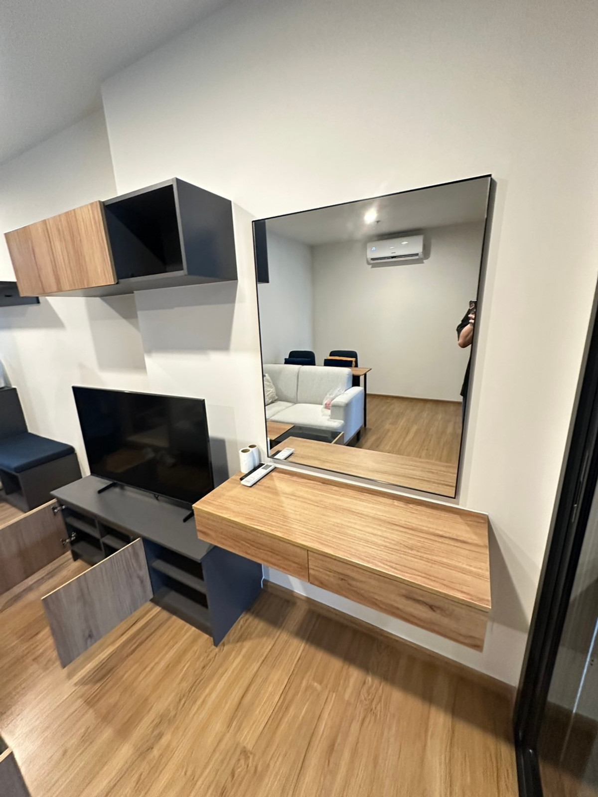 For RentCondoLadprao, Central Ladprao : For rent: The Line Vibe, 1 bedroom, 37 sqm., 10th floor, like new.