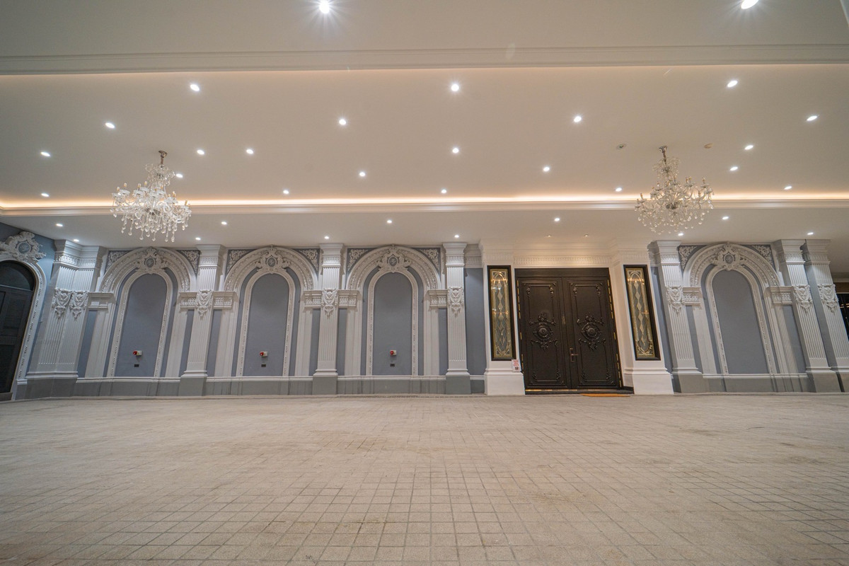 ขายบ้านพุทธมณฑล ศาลายา : 📢👇 คฤหาสน์หรูระดับ Super Luxury ครบทุกฟังก์ชันในหลังเดียว! ใจกลางพุทธมณฑล สวยอลังการ พร้อมสิ่งอำนวยความสะดวกครบเหมือนอยู่รีสอร์ตส่วนตัว ทั้งสระว่ายน้ำ ห้องฟิตเนส ห้องซาวน่า ห้องคาราโอเกะ และห้องจัดเลี้ยงรองรับแขกได้หลักร้อย