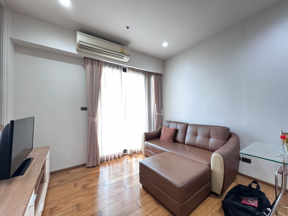 For RentCondoWongwianyai, Charoennakor : Fuse Sathorn Taksin, next to BTS Wongwian Yai, 1 bedroom, available for rent, 13,000/month, beautiful room, ready to move in!
