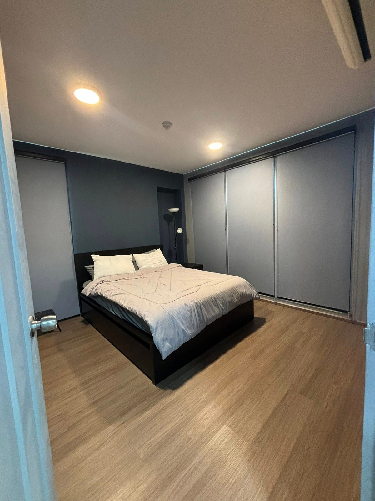 For RentCondoSathorn, Narathiwat : 🌿 ✨ Low Rise Condo in Sathorn ✨🌿 1 Bed 1 Bath, Rental 20,000 Baht