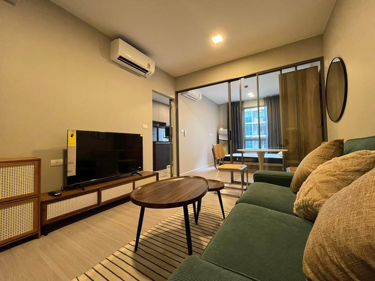 For RentCondoSukhumvit, Asoke, Thonglor : ⭐️ Quintara Phume Sukhumvit 39 ⭐️ 1 bedroom, 31 sq m., 5th floor, decorated room, ready to move in.