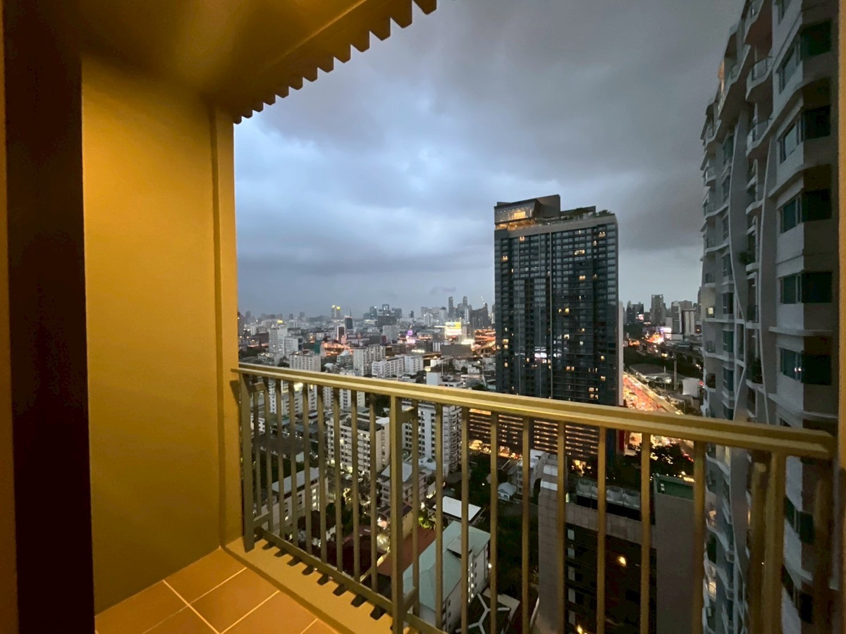 For SaleCondoRatchathewi,Phayathai : 🔥1st hand, cheapest in the building🔥