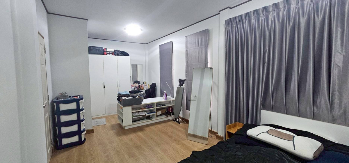 ให้เช่าบ้านนวมินทร์ รามอินทรา : R2767 ให้เช่าบ้านหลังมุม บ้านพร้อมพัฒน์ กรีนโนวา รามอินทรา (ว่างค่ะ) พื้นที่กว้าง