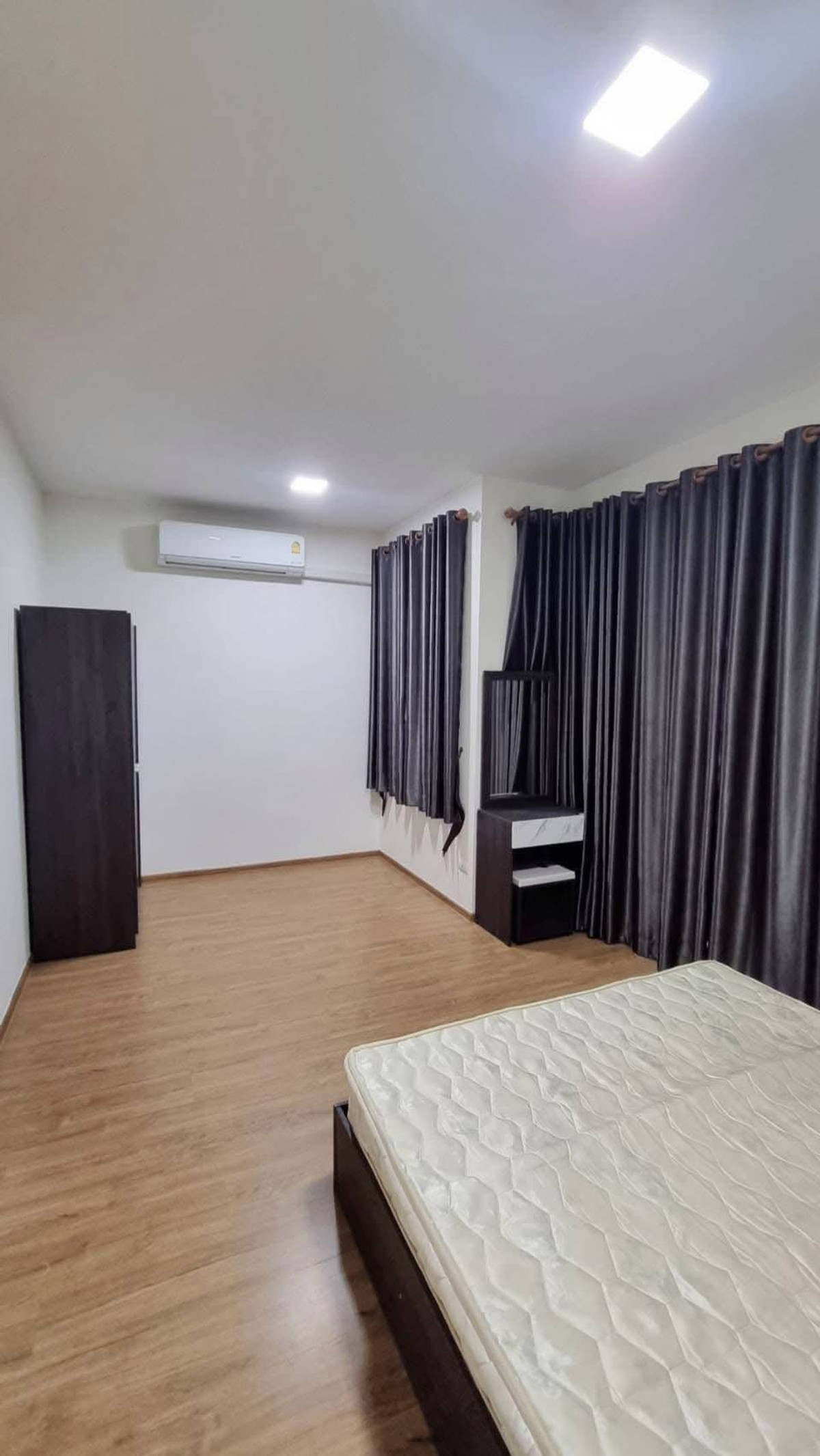 ให้เช่าทาวน์โฮมนวมินทร์ รามอินทรา : ให้เช่า ✨ Pleno Pahonyothin 54/1 ✨ 2 ห้องนอน 3 ห้องน้ำ เฟอร์นิเจอร์ และ เครื่องใช้ไฟฟ้าครบ 