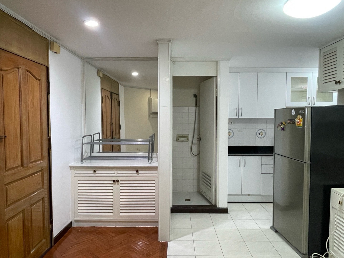 For SaleCondoSukhumvit, Asoke, Thonglor : Taiping 2 bedrooms, 3 bathrooms, 1 storage room, high floor, rare location, best price, has a real room! Tel:0898578865