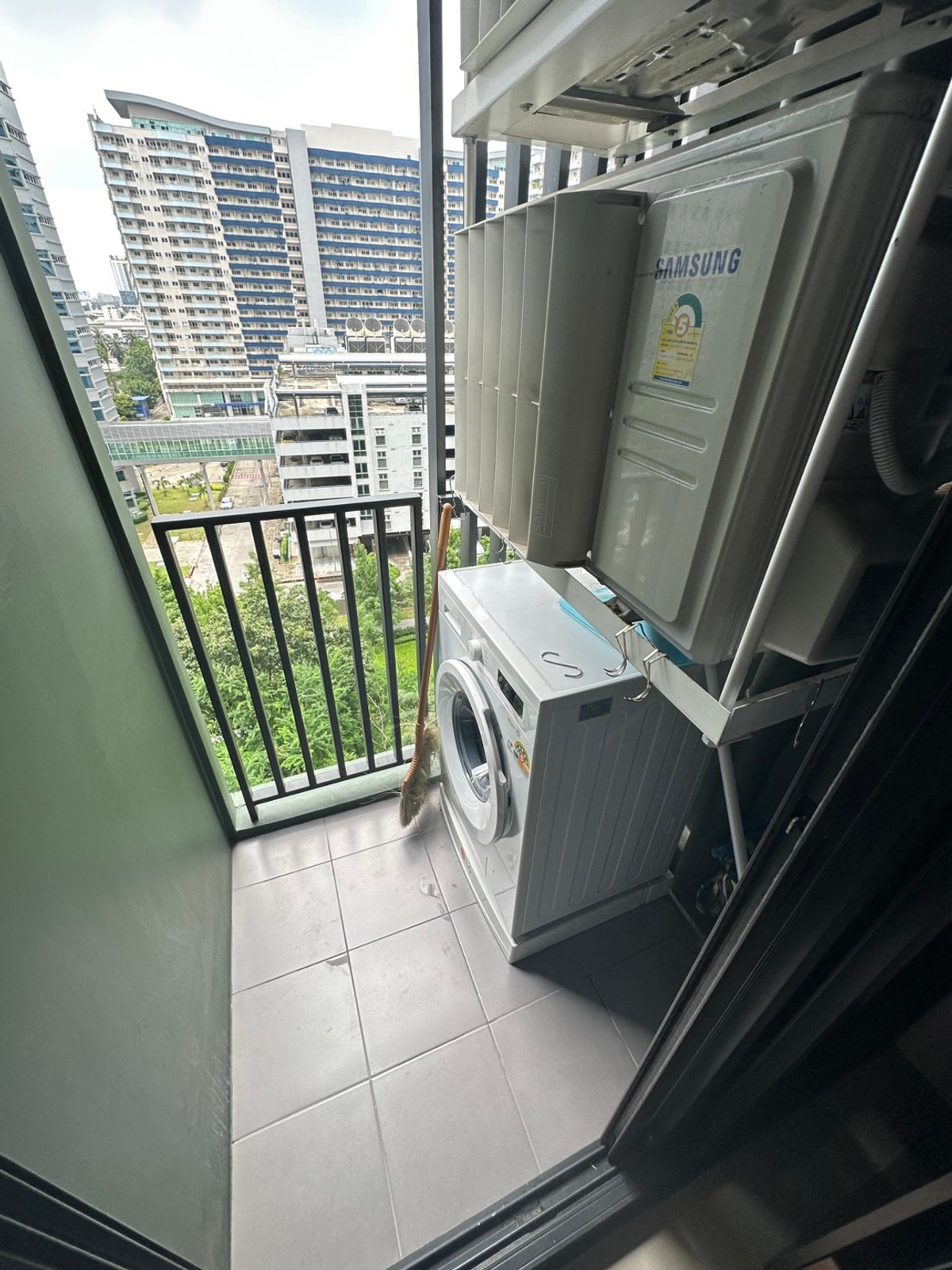 For RentCondoLadprao, Central Ladprao : For rent: The Line Vibe, 1 bedroom, 37 sqm., 10th floor, like new.