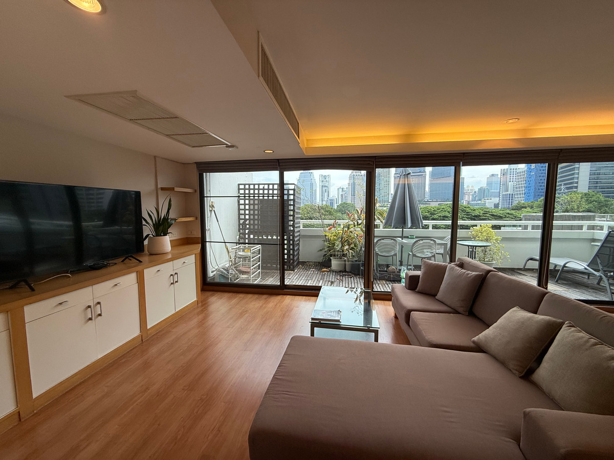 For RentCondoWitthayu, Chidlom, Langsuan, Ploenchit : ✨For rent condo near Lumpini park! 2 bedroom 2 bathroom 166 sq.m fully furnished with huge balcony close to BTS and MRT
