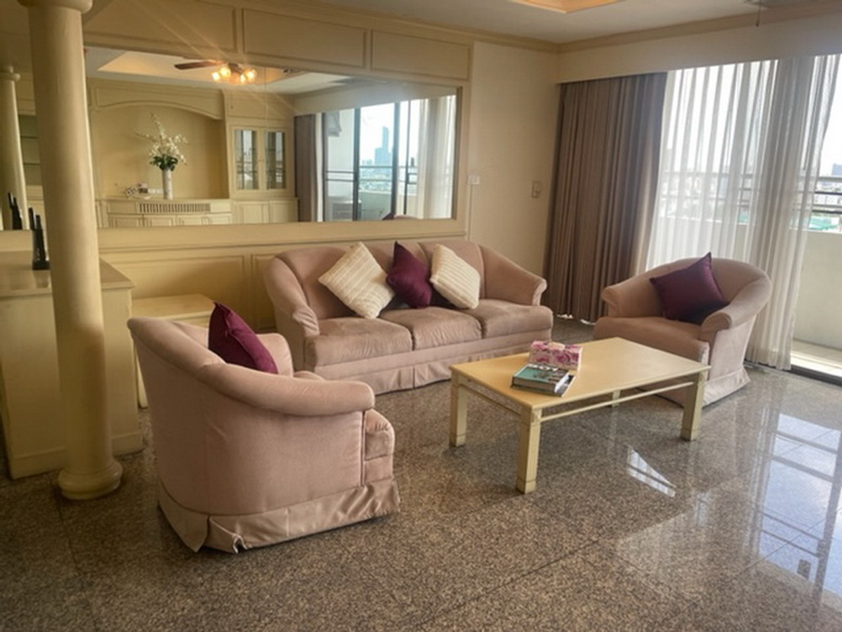 For SaleCondoSukhumvit, Asoke, Thonglor :  Big Condo for Sale, Large rooms, 4 bedrooms, Soi Ekkamai 12