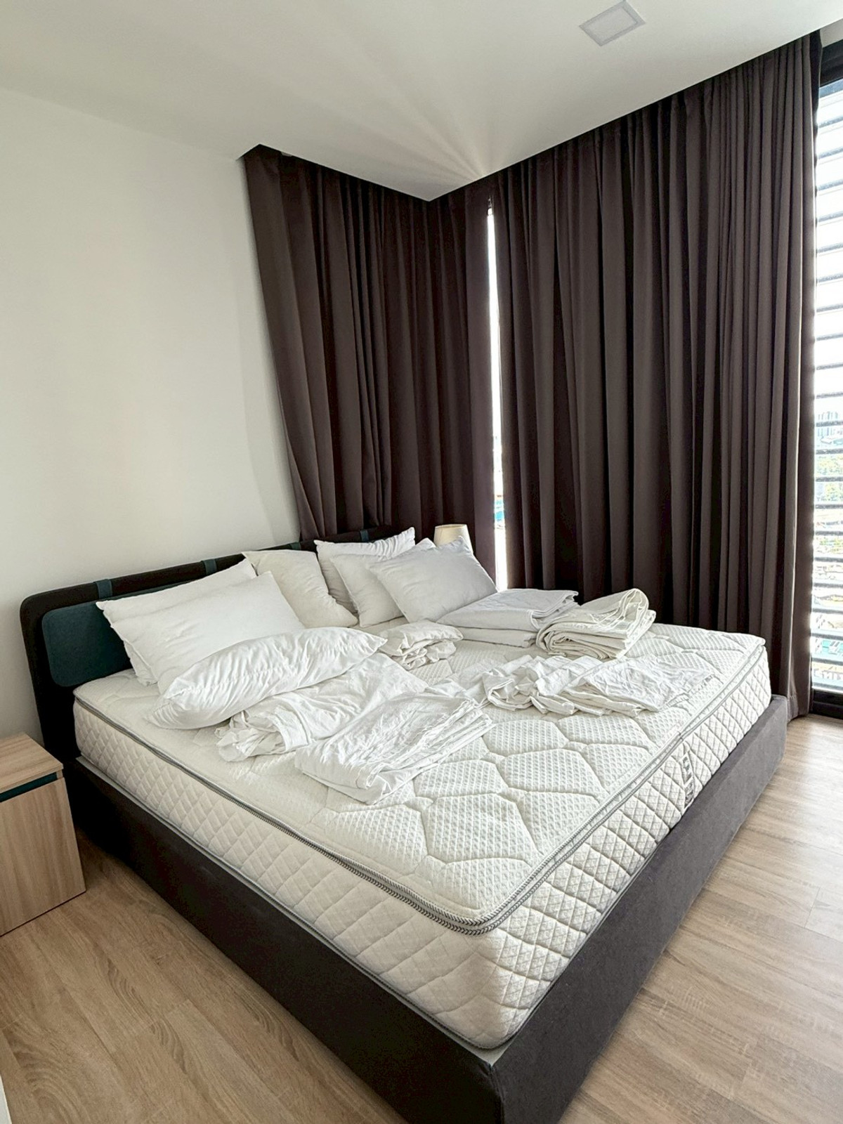 ให้เช่าคอนโดราชเทวี พญาไท :  ★ XT Phayathai ★ 101 ตรม.,ชั้น 28  (2ห้องนอน 2 ห้องน้ำ), ★ใกล้รถไฟฟ้า BTS พญาไท และAirport Link ราชปรารภ ★ใกล้แหล่งช้อปปิ้งและห้างสรรพสินค้า ★ สิ่งอำนวยความสะดวกมากมาย★ เครื่องใช้ไฟฟ้าครบครัน★ 