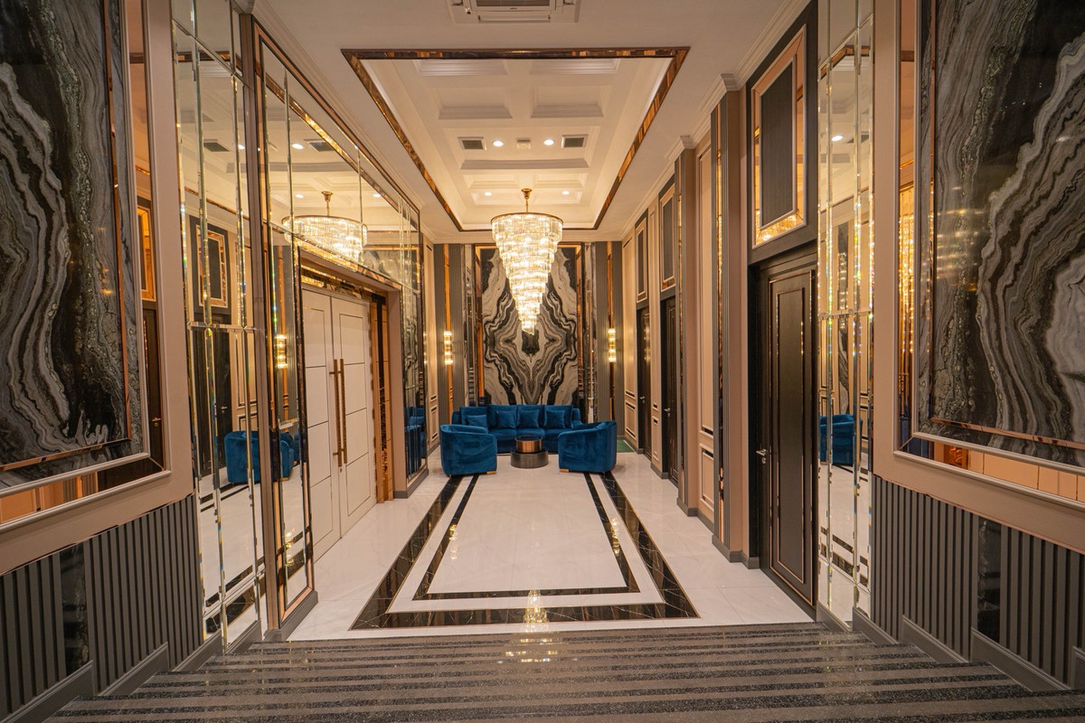 ขายบ้านพุทธมณฑล ศาลายา : 📢👇 คฤหาสน์หรูระดับ Super Luxury ครบทุกฟังก์ชันในหลังเดียว! ใจกลางพุทธมณฑล สวยอลังการ พร้อมสิ่งอำนวยความสะดวกครบเหมือนอยู่รีสอร์ตส่วนตัว ทั้งสระว่ายน้ำ ห้องฟิตเนส ห้องซาวน่า ห้องคาราโอเกะ และห้องจัดเลี้ยงรองรับแขกได้หลักร้อย