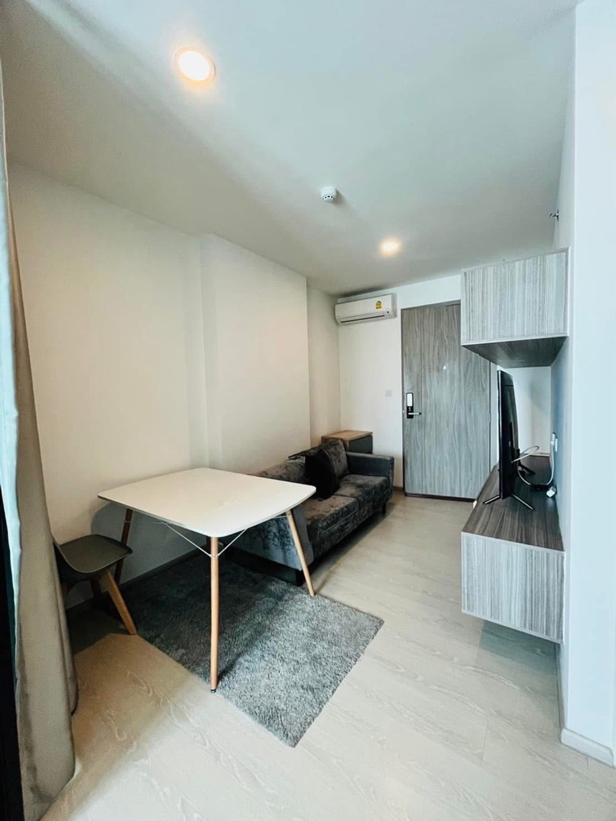 ให้เช่าคอนโดวิภาวดี ดอนเมือง หลักสี่ : #ให้เช่าด่วน ห้องสวย คอนโด Knightsbridge Phaholyothin-Interchange  ติดถนนใหญ่พหลโยธิน

