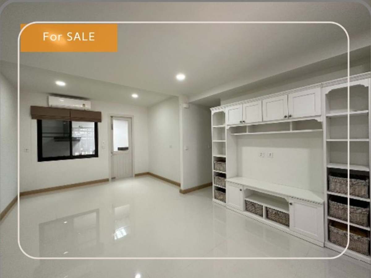 ขายทาวน์โฮมพระราม 5 ราชพฤกษ์ บางกรวย : ขายทาวน์โฮมระดับพรีเมี่ยม 2 ชั้น Dream Priva (หมู่บ้าน ดรีม พรีว่า) สไตล์โมเดิร์นจากดรีมแลนด์ พร็อพเพอร์ตี้  ทำเลดี ปิ่นเกล้า-กาญจนาภิเษก-ราชพฤกษ์-ตลิ่งชัน-สวนผัก