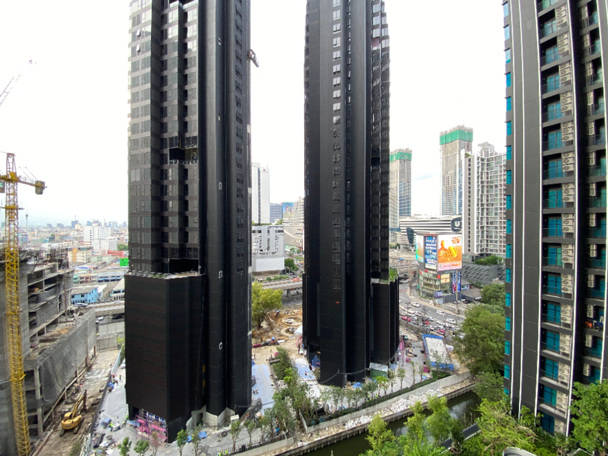 ขายคอนโดพระราม 9 เพชรบุรีตัดใหม่ RCA : Life Asoke - Rama 9 / 1 Bedroom (FOR SALE), ไลฟ์ อโศก - พระราม 9 / 1 ห้องน้ำ (ขาย) TARN205 