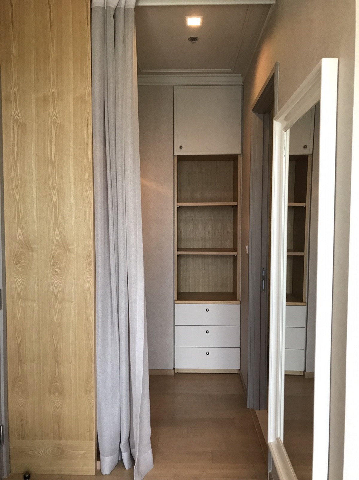 For RentCondoSukhumvit, Asoke, Thonglor : !! Beautiful room for rent, Condo HQ Thonglor, near BTS Thonglor.