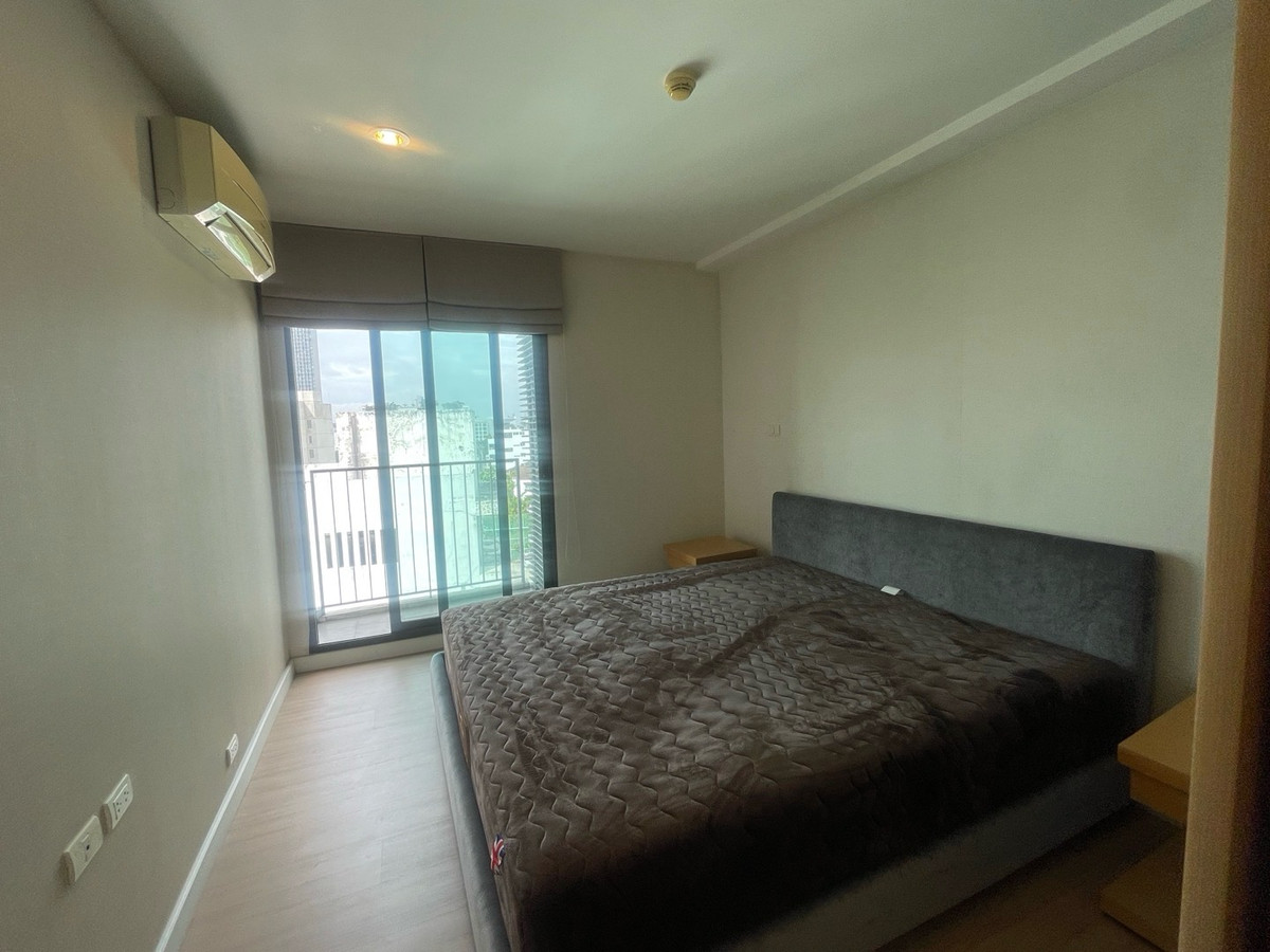 For SaleCondoSukhumvit, Asoke, Thonglor : Buying or renting should not skip this room, project D25 Thonglor, 42 sq m, 1 bedroom, has a bathtub, good view, not blocked, Japanese style layout room. Can be rented out at a high price. If interested, inquire Tel: 0898578865