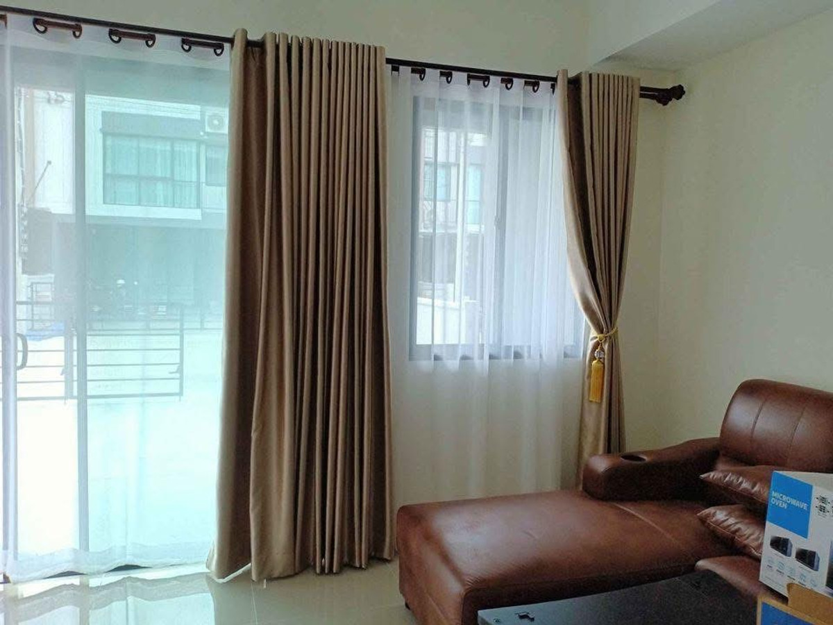 ให้เช่าทาวน์โฮมนวมินทร์ รามอินทรา : ให้เช่า ✨ Pleno Pahonyothin 54/1 ✨ 2 ห้องนอน 3 ห้องน้ำ เฟอร์นิเจอร์ และ เครื่องใช้ไฟฟ้าครบ 