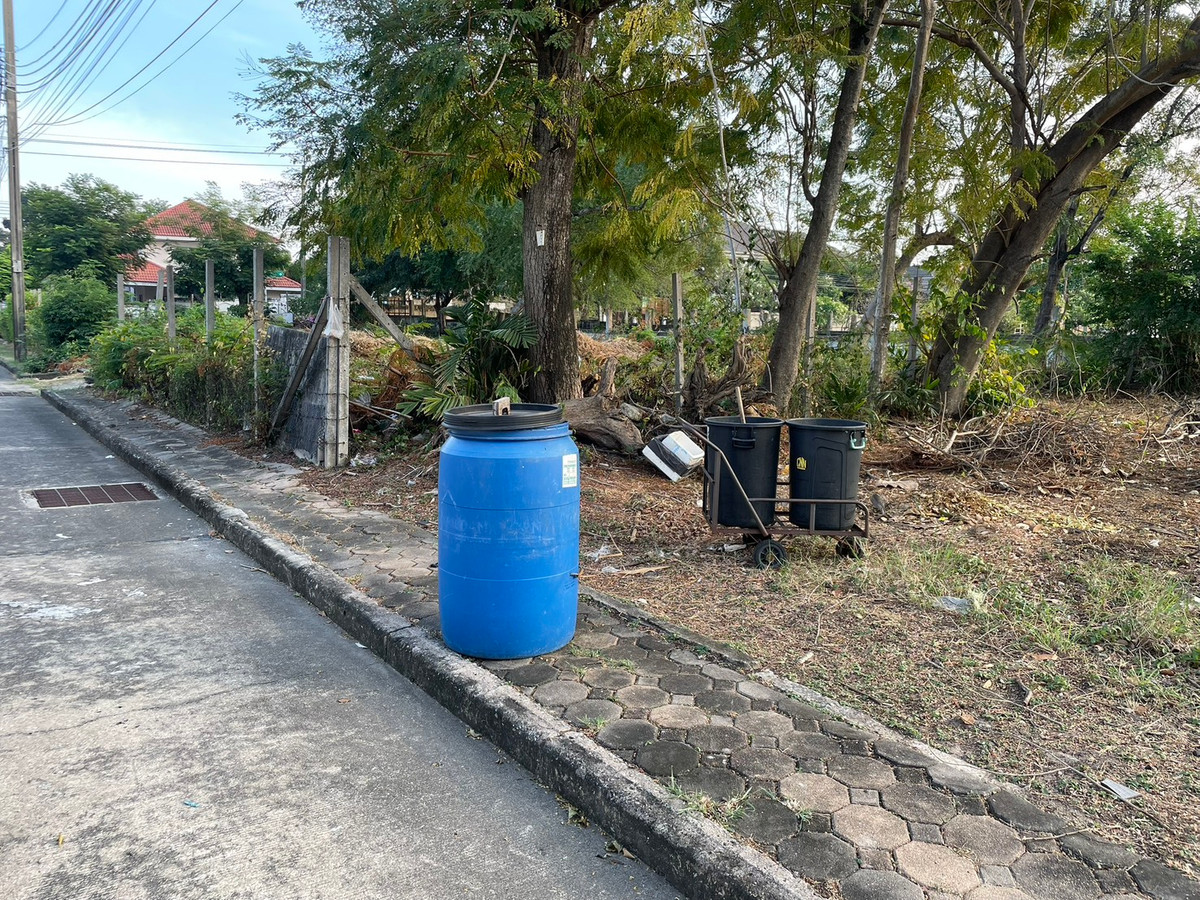 For SaleLandBangna, Bearing, Lasalle : Empty land for sale, Krisada Nakhon 21, Bangna, Trat, km. 6.5, near Mega Bangna, Suvarnabhumi Airport, size 120 sq m.