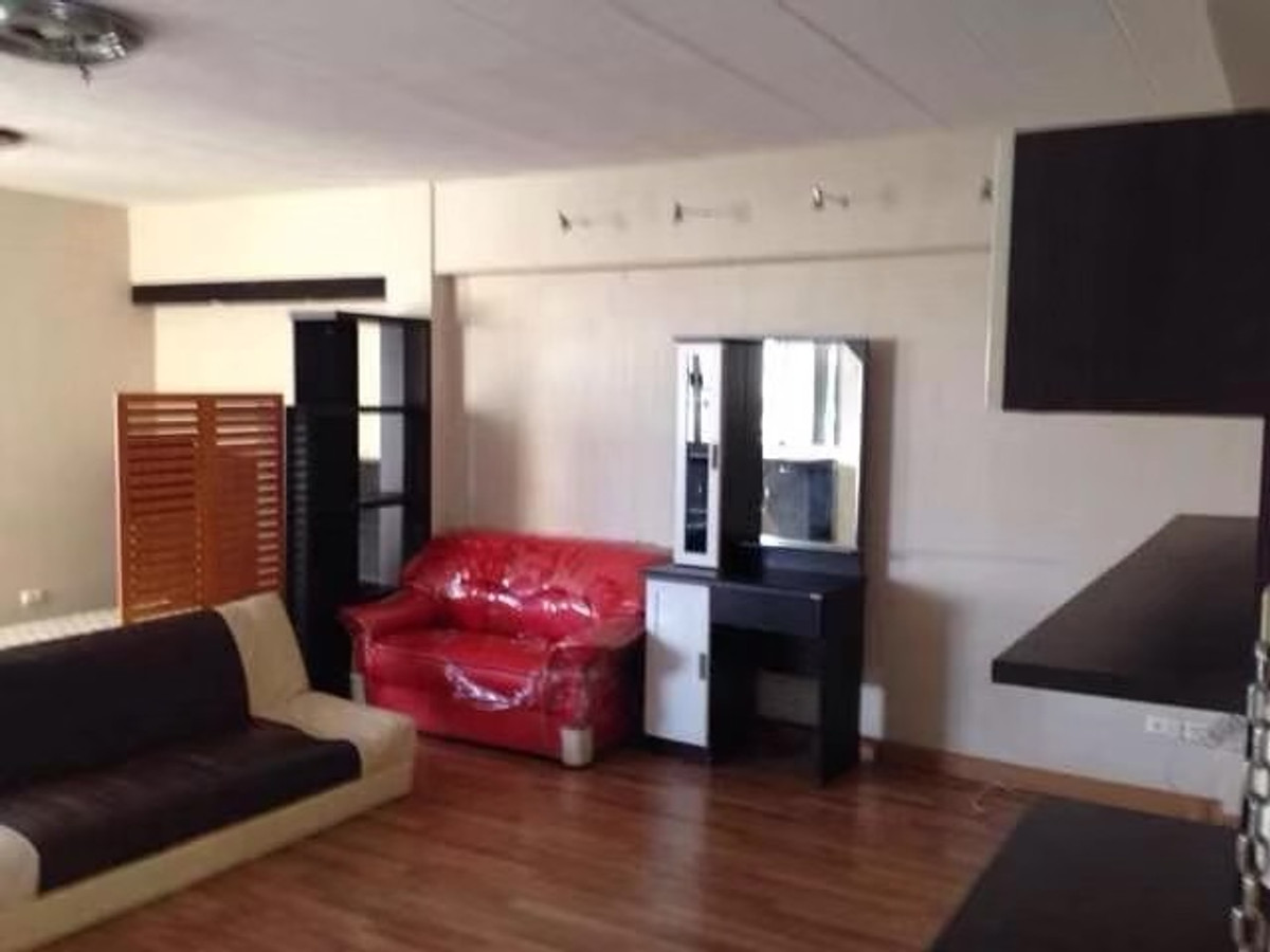 ขายคอนโดรัชดา ห้วยขวาง : ขายถูก รัชดาซิตี้คอนโด ห้องมุม ห้องใหญ่ 41 ตรม / @line chuenjit.j